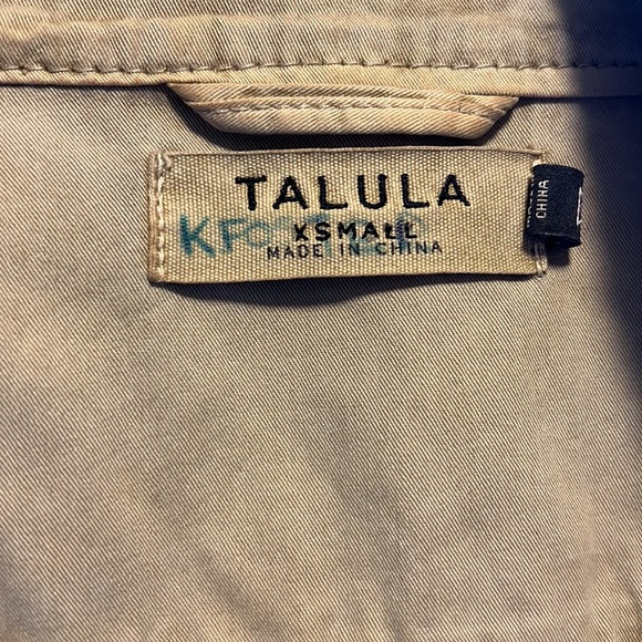 Aritzia Talula tan coloured army jacket - Picture 2 of 3